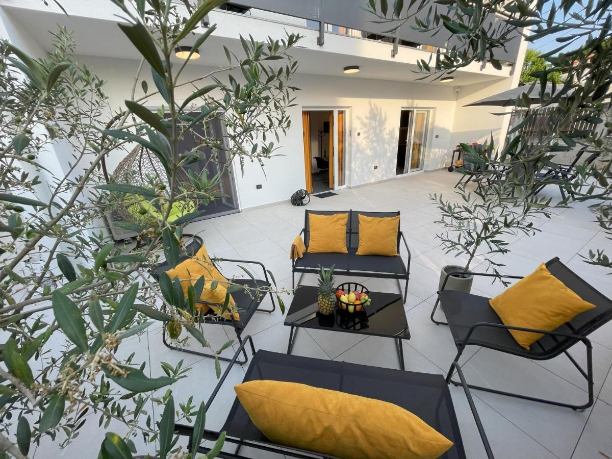 Valkane Beach Apartments PUY Eksteriør bilde