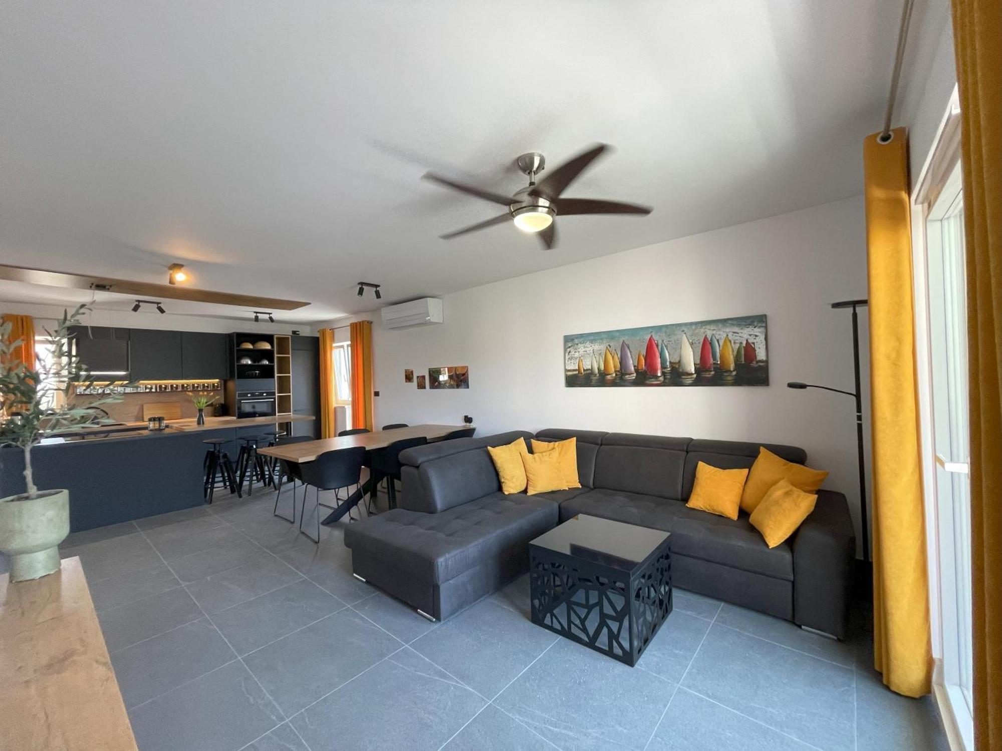 Valkane Beach Apartments PUY Eksteriør bilde